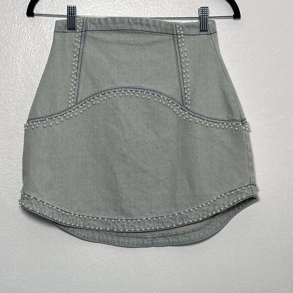 Elliatt Blue Denim Skirt Pearl Outline Size Small Concerts Festivals - Picture 1 of 9